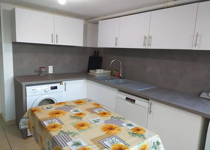 Townhouse - Entire Prinquiau